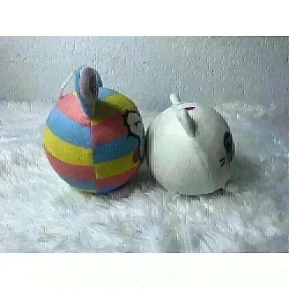 Squeezamals Pearl Cat and Smooshimals Balls, Slow Rise Foam Squeeze - Picture 5 of 8